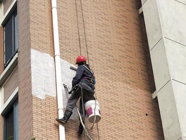 外墻瓷磚漏水怎么辦？瓷磚外墻滲水是怎么回事？